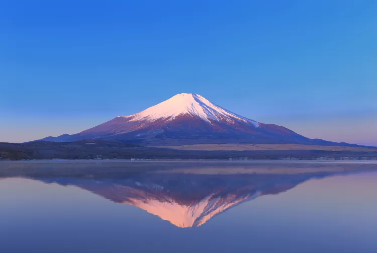 7-Year-Old Boy Left Alone on Mount Fuji as Father Climbs On