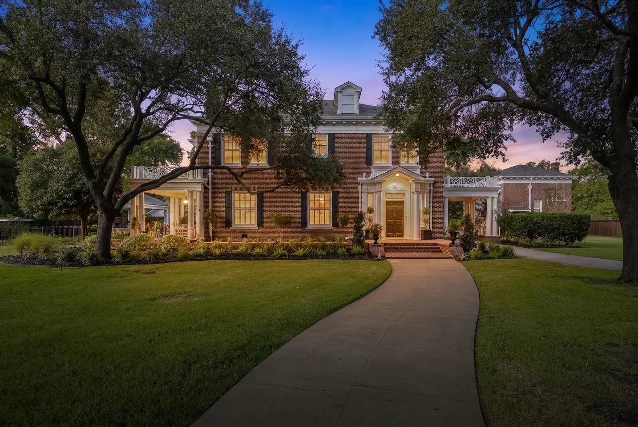 Overhill-Dr-Waxahachie-TX