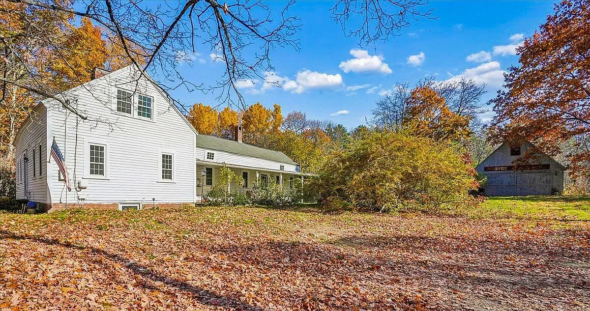 New England Farmhouse