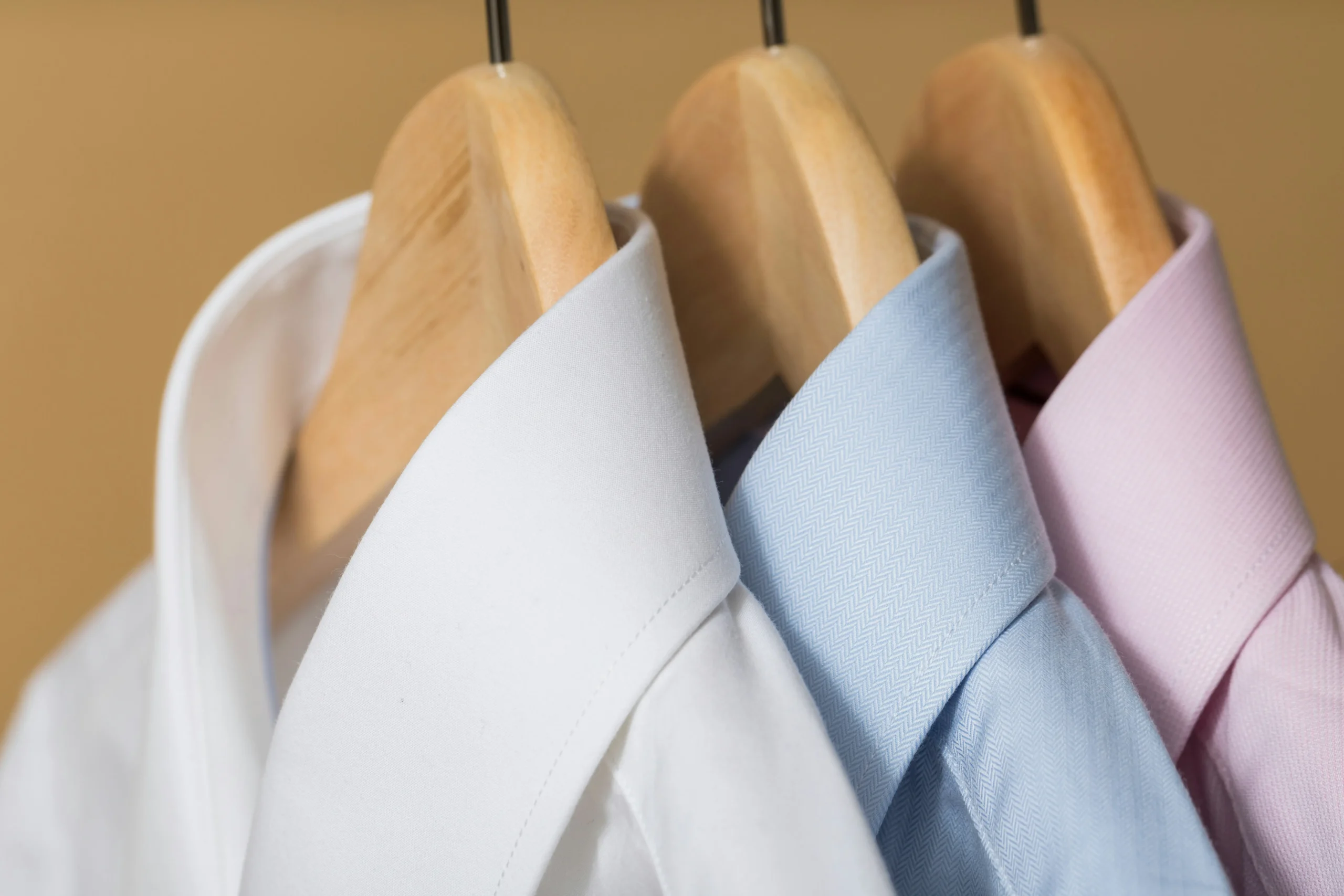 white collar vs blue collar work environments